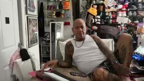 hotstuff775616 online show from February 17, 3:05 am