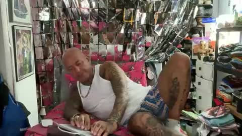 hotstuff775616 online show from April 19, 1:50 am