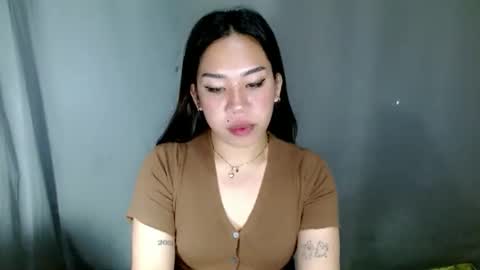 jelaigrande  online show from April 15, 12:47 am