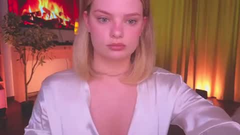 Jane  online show from July 25, 1:31 pm