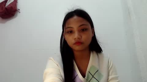 hottiest_asian online show from August 4, 8:21 am