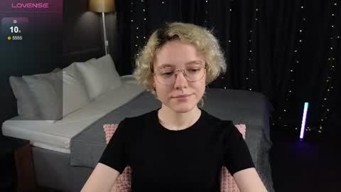 Kori online show from June 26, 6:08 am