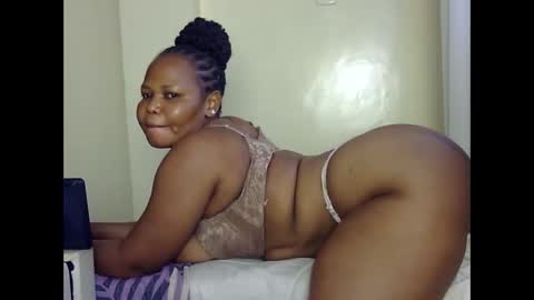 hotysquiter433224 online show from May 30, 8:57 am