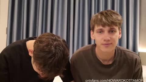 howardkottam online show from March 13, 11:57 am