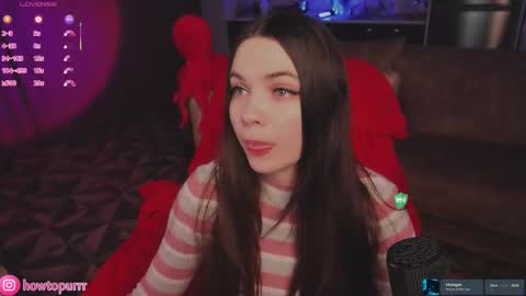 Mia online show from March 23, 5:18 pm