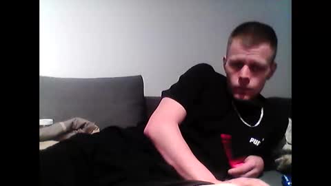 hubikush22 online show from February 1, 5:37 pm