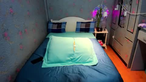 hugecock_emma online show from January 25, 6:24 pm