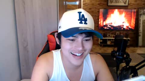 AJ online show from July 19, 7:33 am