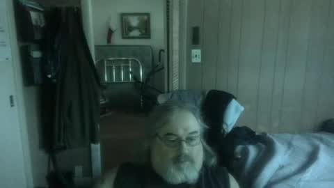 lonely huggy bear online show from June 23, 12:44 pm