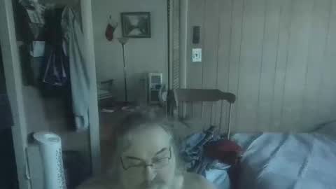 lonely huggy bear online show from March 8, 1:37 pm