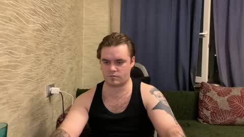 Hugo online show from March 30, 6:08 pm