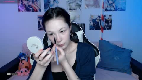 Snapshot of hugomin chatting on December 19, 7:07 am HugoMin online show from December 19, 7:07 am