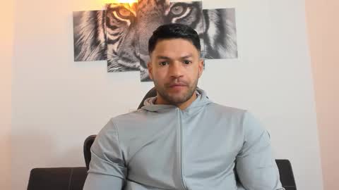 Eli online show from January 11, 11:44 pm