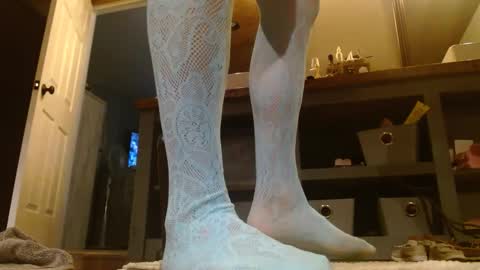 HungSlut online show from September 16, 3:53 am