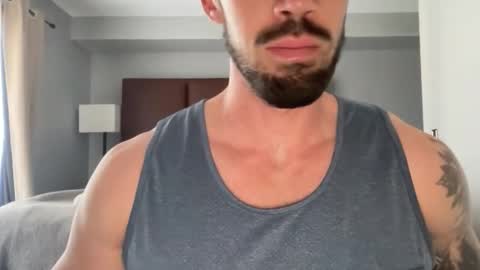 hunggrymuscles online show from March 18, 6:47 pm