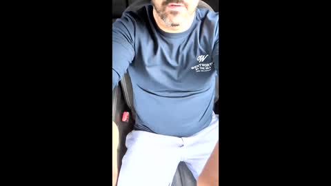 hungitalian40 online show from February 18, 7:13 pm