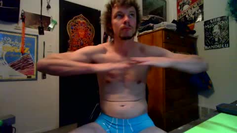 hungtxcock92 online show from March 1, 6:03 am