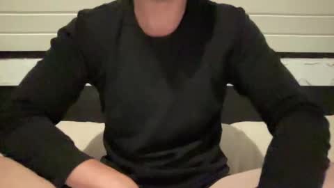 hungwank95 online show from December 13, 7:53 pm