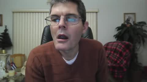 hunkmasclefad458 online show from December 8, 4:01 am