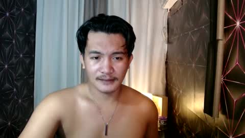 hunkylloyd online show from January 4, 3:50 am