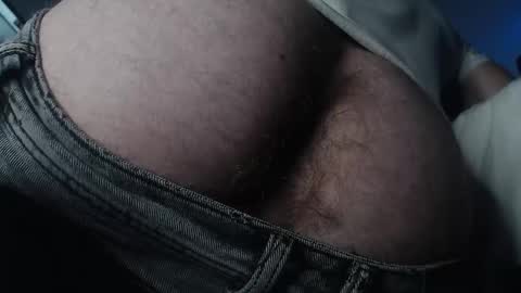 Snapshot of hunkytime chatting on October 19, 4:33 pm I AM NOT A DIRECTOR I AM THE BOSS KINGDADDYSIRSTR8ALPHAMASTER online show from October 19, 4:33 pm