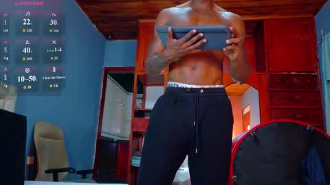 Hunter  online show from February 25, 7:39 pm