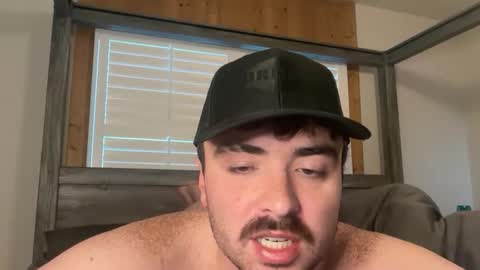 Snapshot of hunterbentleyy chatting on October 21, 9:40 pm Hunter online show from October 21, 9:40 pm