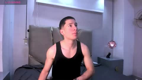 hunterheat_ online show from November 13, 12:08 pm