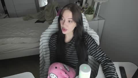 maru online show from March 11, 1:25 pm