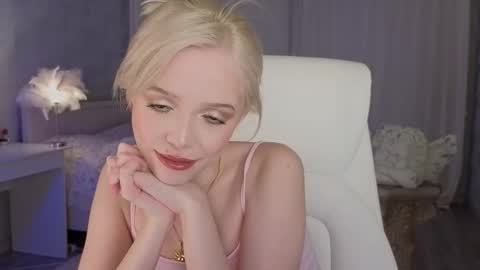 Joselle online show from February 20, 11:40 pm