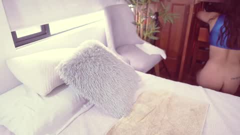 Lucy online show from October 23, 11:34 am