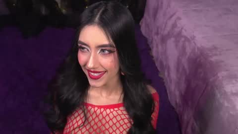 Snapshot of i_amlilithx chatting on February 12, 4:23 am    -    online show from February 12, 4:23 am