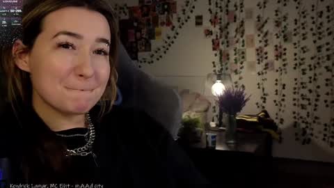 Meg  online show from December 24, 5:38 am