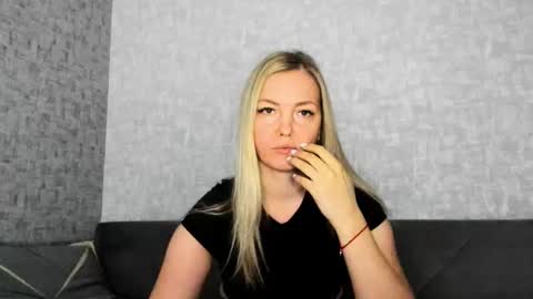 Venus online show from April 7, 9:44 am