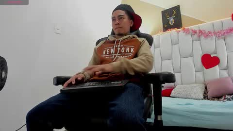 Daiker online show from February 19, 3:38 am