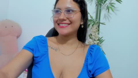 Eva online show from December 2, 10:07 pm