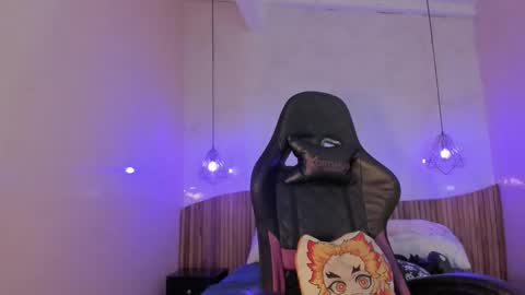 Nayuta online show from February 4, 3:10 am