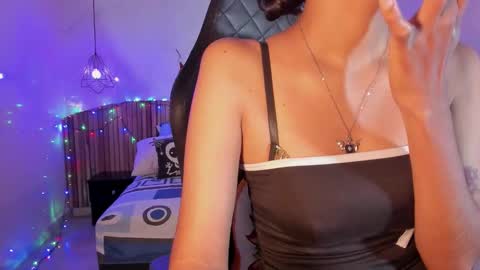 Nayuta online show from January 9, 9:53 pm