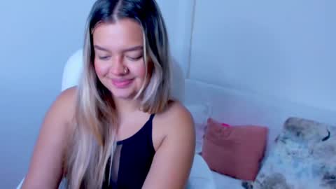 Azul online show from December 8, 3:13 pm