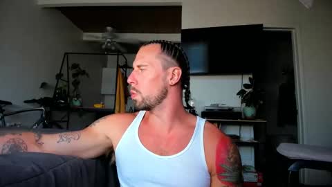 Snapshot of iamtarzan91 chatting on October 19, 4:55 pm Iamtarzan91 online show from October 19, 4:55 pm