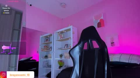 IAN CASTILLO online show from October 22, 11:34 am