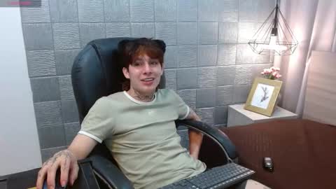 ian online show from September 22, 1:04 pm