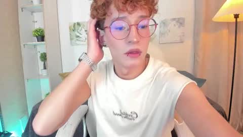 ian  online show from November 5, 4:14 am