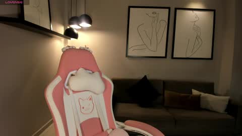 Ibiza  online show from April 17, 12:18 pm