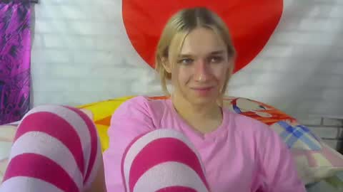 Jade online show from July 21, 1:13 pm
