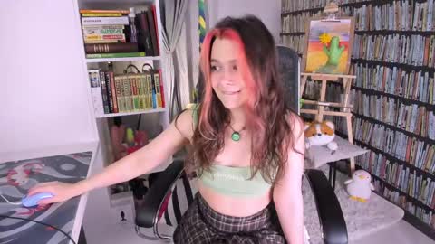 Julia online show from April 8, 8:34 pm