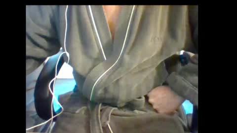 icumalot4you online show from January 6, 9:19 am