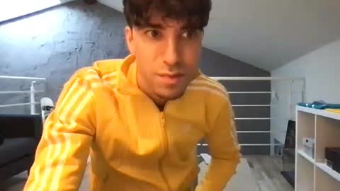 icyninesix online show from February 5, 8:00 am