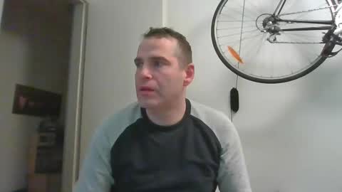 idontknowwhy1 online show from January 2, 7:12 am