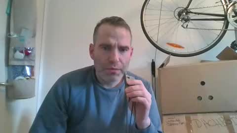 idontknowwhy1 online show from December 20, 11:43 am